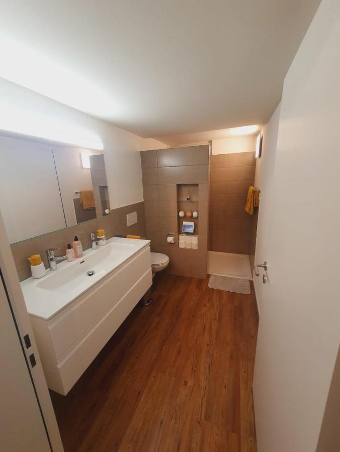 Neue Wohnung An Stadtrand Mit Parkplatz Ebikon 외부 사진